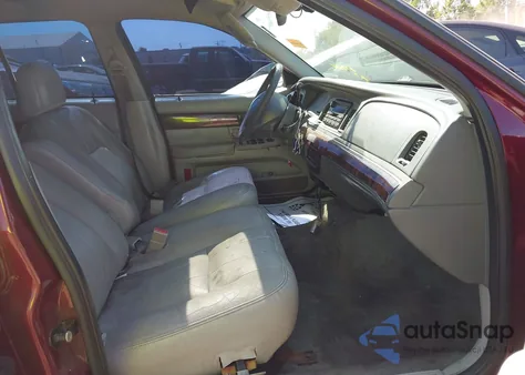 2004 Mercury Grand Marquis Ls z USA, uszkodzony, nr VIN 2MHFM75W94X678792